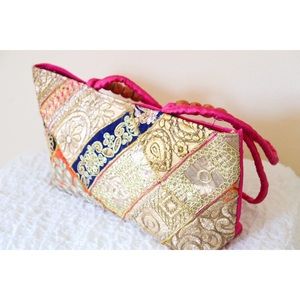 ✨NWOT Opulent boho silk brocade Luxury Indian Bollywood patchwork purse ✨